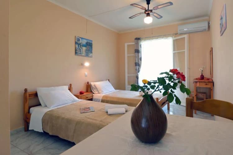 STUDIO STANDARD Room, Damaskis Studios, Corfu