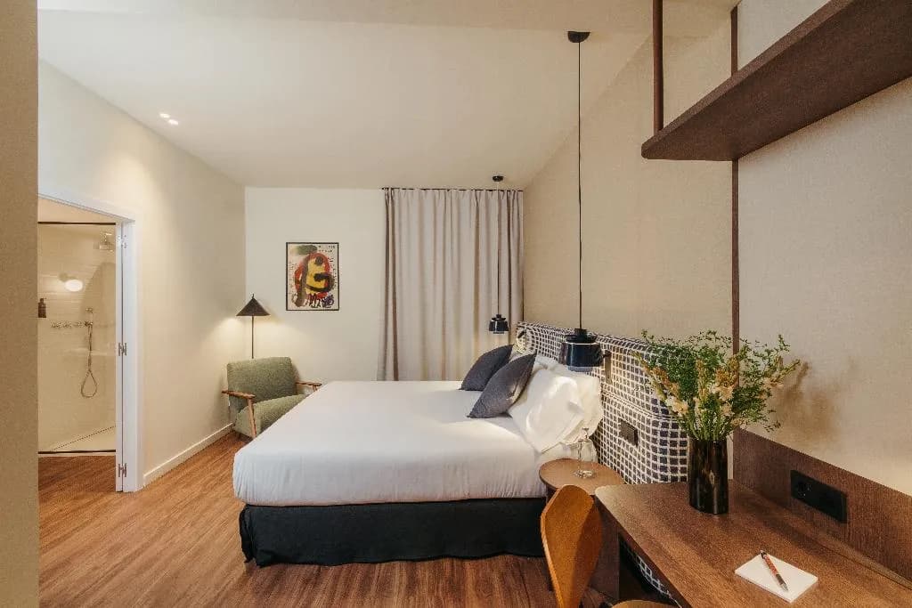DOUBLE DELUXE Room, H. Regas, Barcelona
