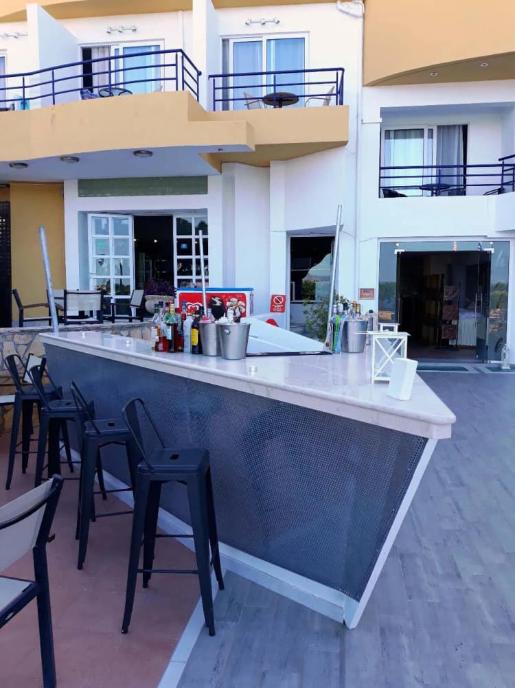 Bar, Faedra Beach, Crete