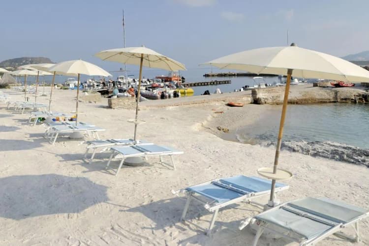 Beach, Cala Rosa Club Hotel, Alghero
