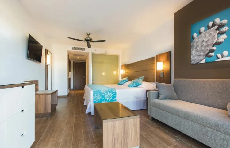 DOUBLE GRAND Room, Hotel Riu Bravo - 0'0 All Inclusive, Majorca