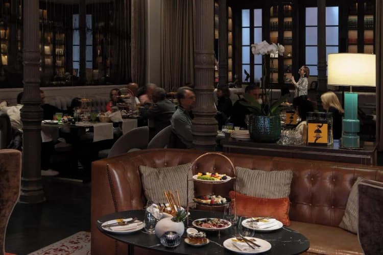 Bar, Gran Hotel Ingles, Madrid