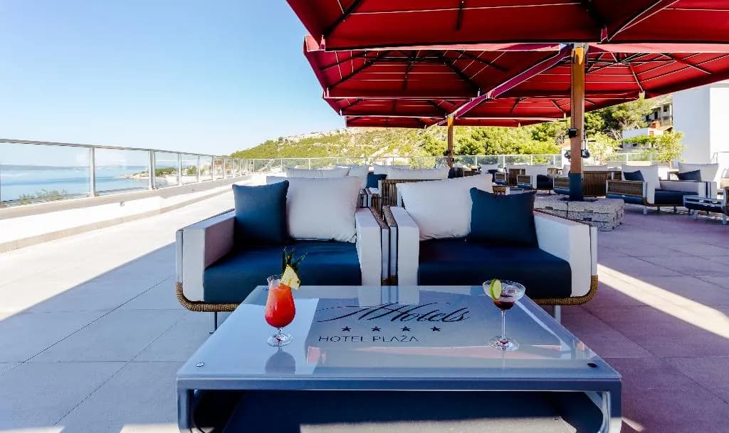 Bar, Plaza Duce, Split