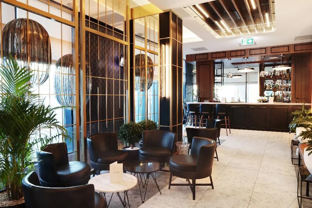 Bar, TOP CityLine Hotel Reykjavik Saga, Reykjavik