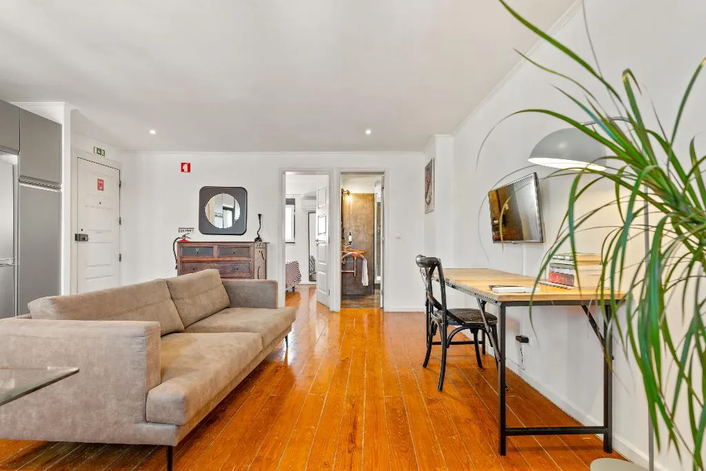 APARTMENT CAPACITY 2 ONE BEDROOM Room, Casa do Patio by Shiadu, Lisbon