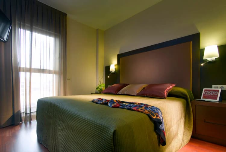 APARTMENT DELUXE THREE BEDROOM Room, Castro Exclusive Residences SPA Sagrada Familia, Barcelona