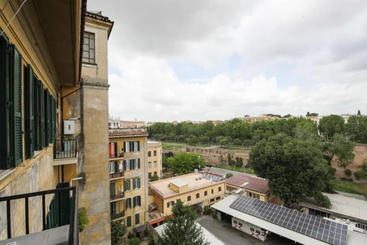 General view, Urban Pine Rooms, Naples