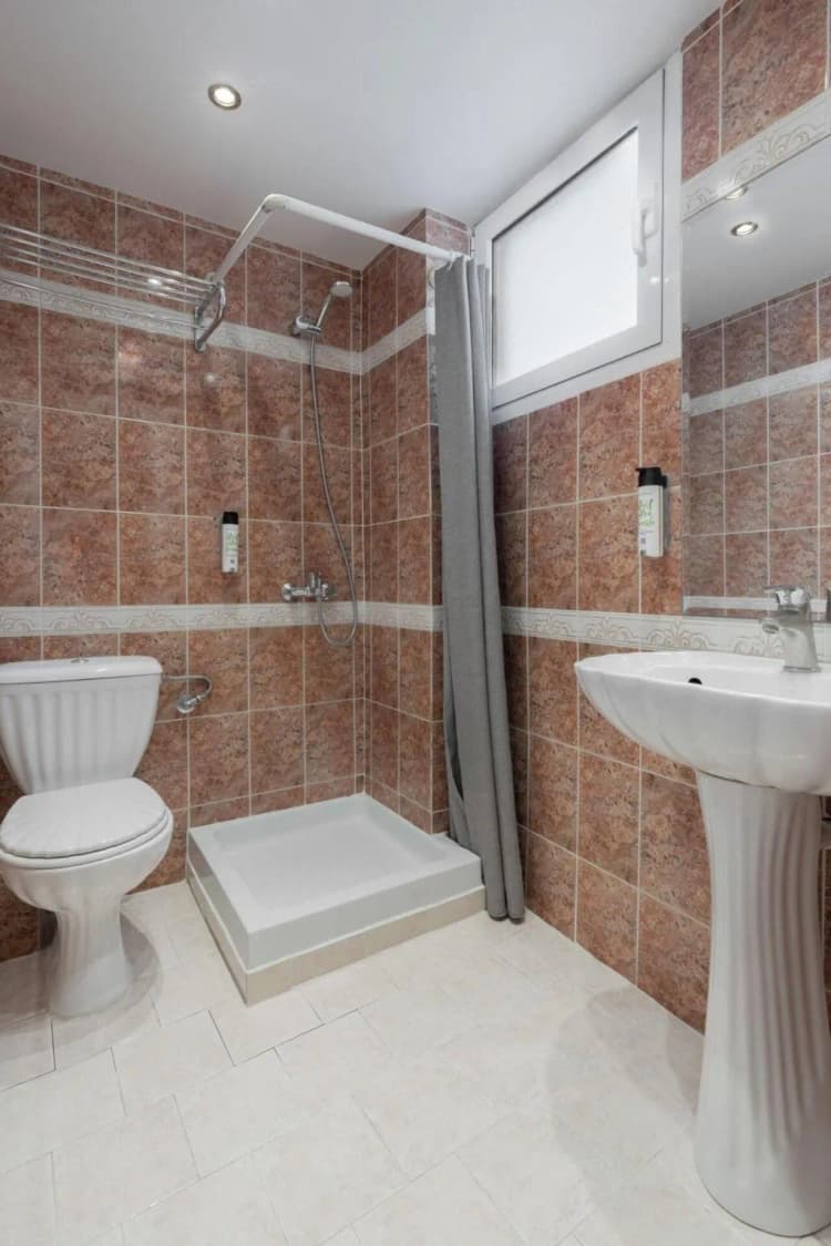 DOUBLE EXECUTIVE QUEEN BED Room, Piraeus City Hotel, Athens