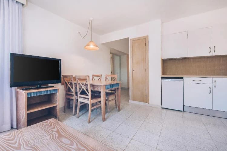 APARTMENT TWO BEDROOMS Room, Iberostar Waves Club Cala Barca, Majorca
