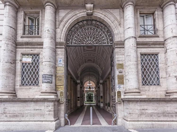 General view, Hotel Regina Giovanna, Rome