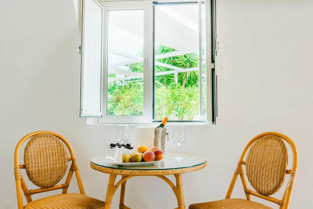 BUNGALOW DELUXE Room, Villa Favorita Hotel & Events, Palermo