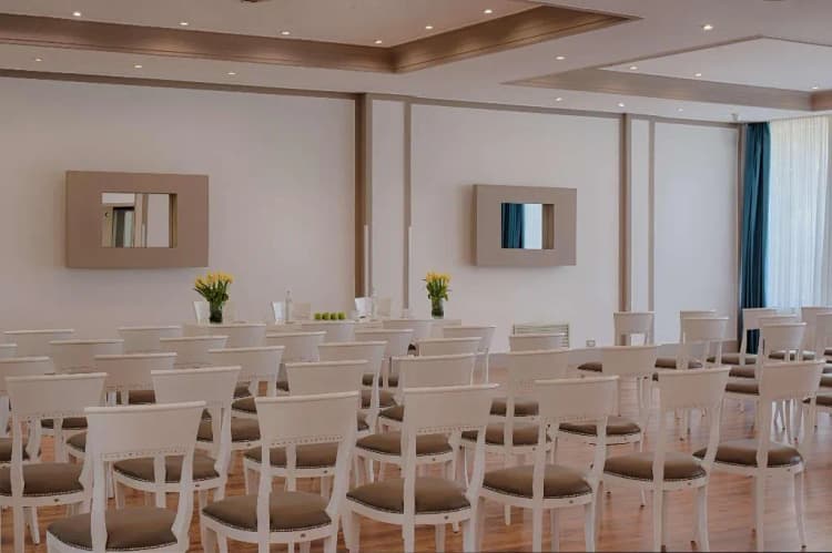 Conferences, NH Caltagirone Villa San Mauro, Catania