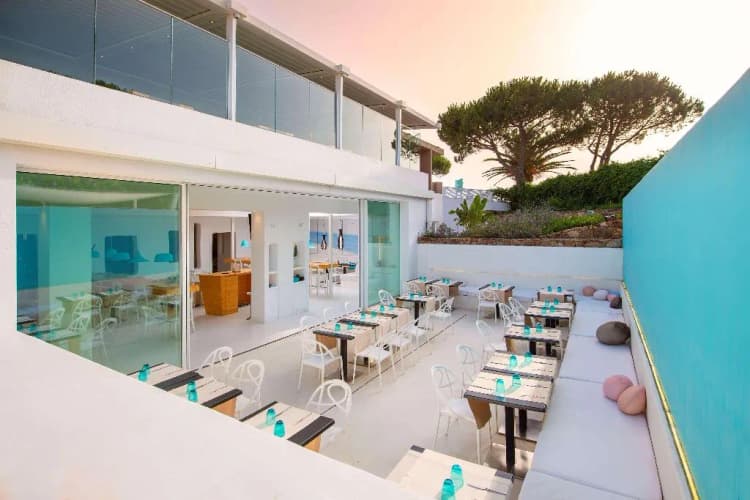 Bar, Conrad Chia Laguna Sardinia, Cagliari