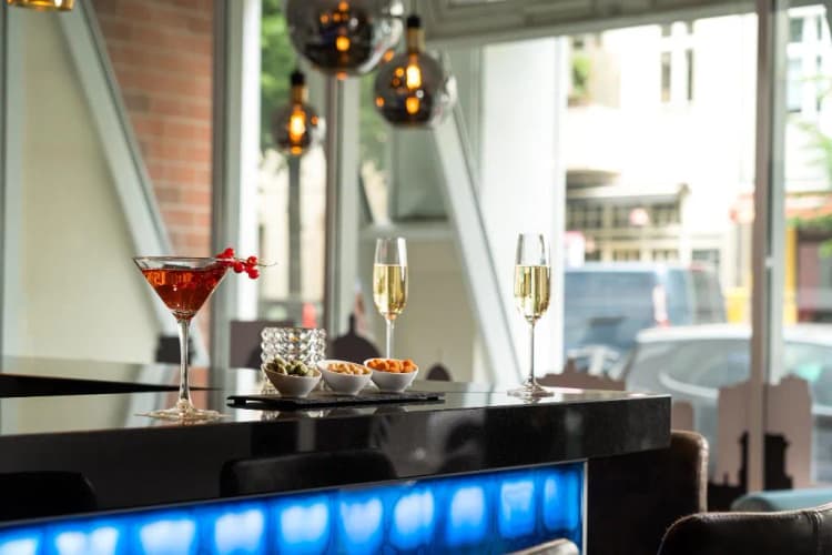 Bar, Leonardo Hotel Berlin, Berlin