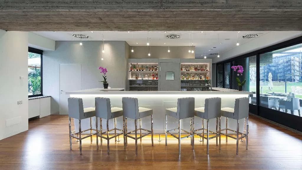 Bar, NH Milano Congress Centre, Milan