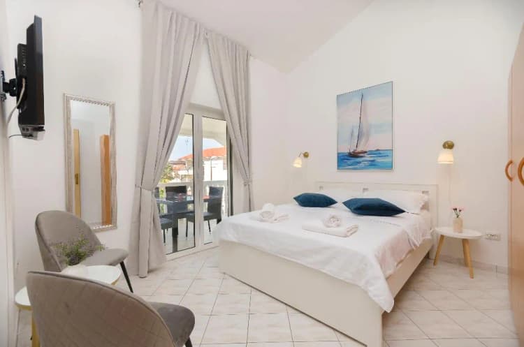 APARTMENT CAPACITY 3 Room, Apartments Marica, Split