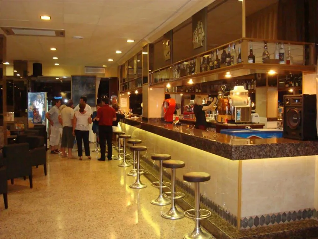 Bar, Univers, Costa Brava
