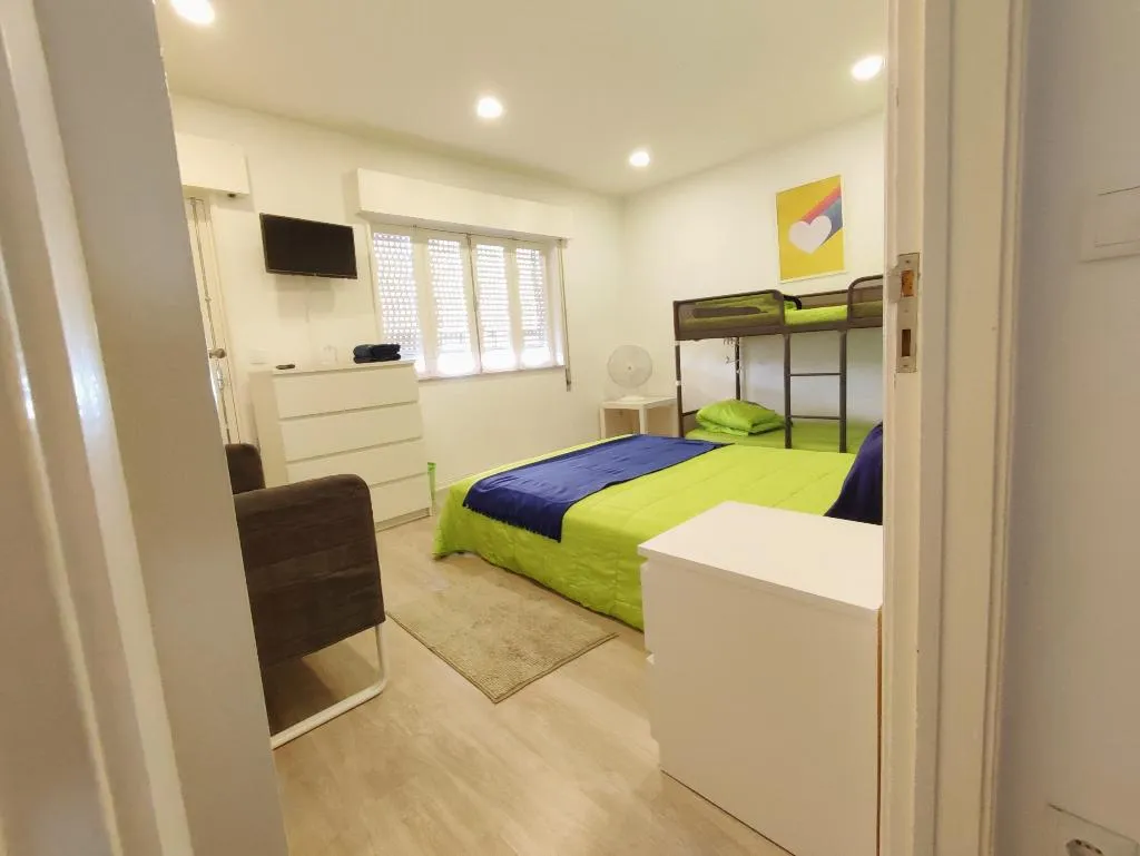 FAMILY ROOM STANDARD Room, Theorynomad Rooms Al Braga, Porto