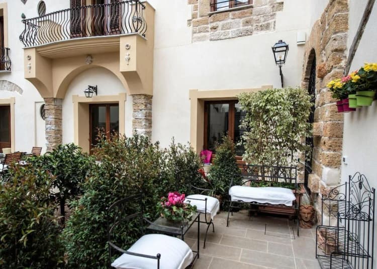 General view, Locanda Sette Fate, Catania