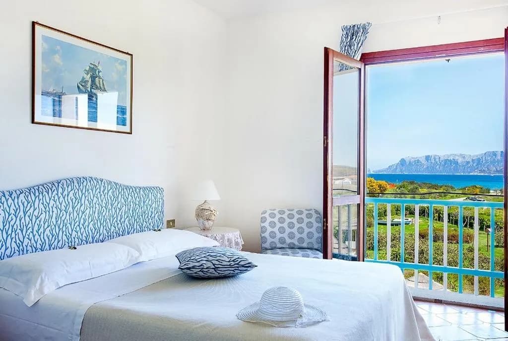 Room, Stefania, Olbia