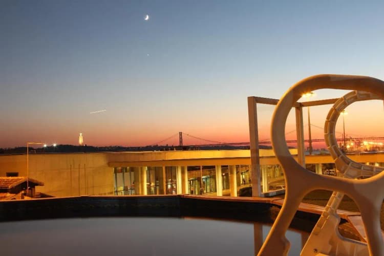 Beach, Sunset Destination Hostel, Lisbon