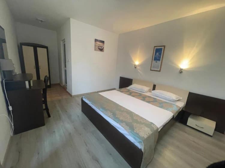 APARTMENT TWO BEDROOMS TWO BATHROOMS Room, Hotel Aqua Ravda, Bourgas