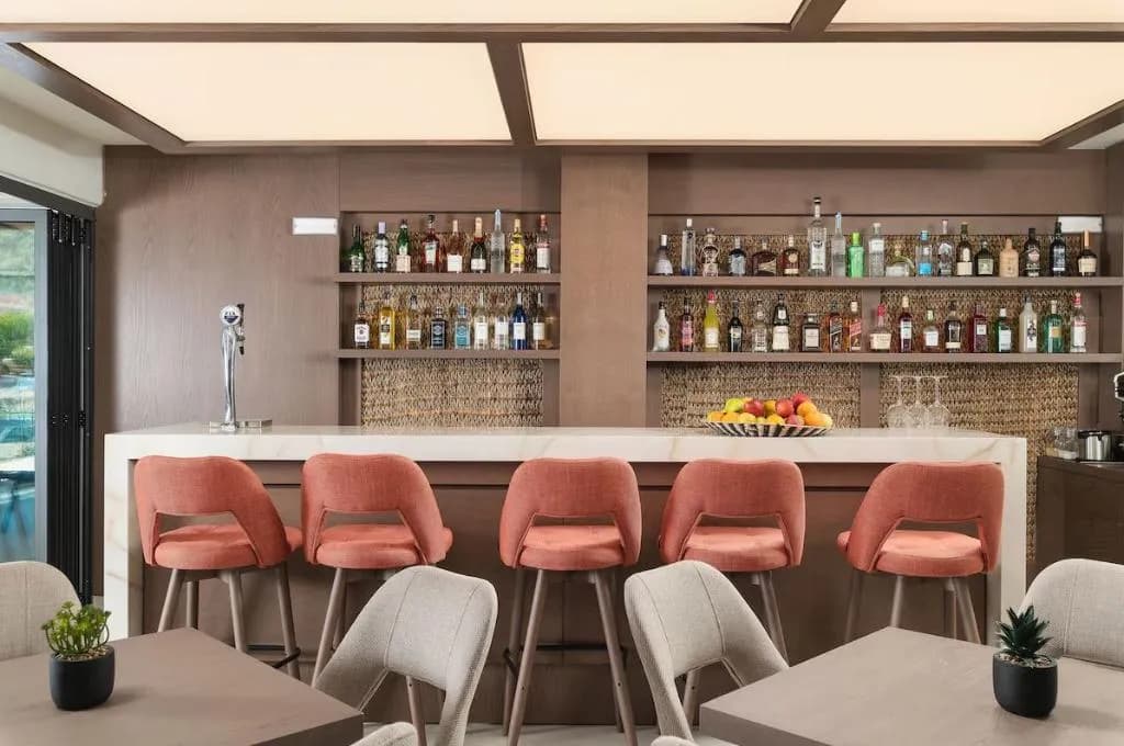 Bar, Elia Agia Marina Resort, Crete
