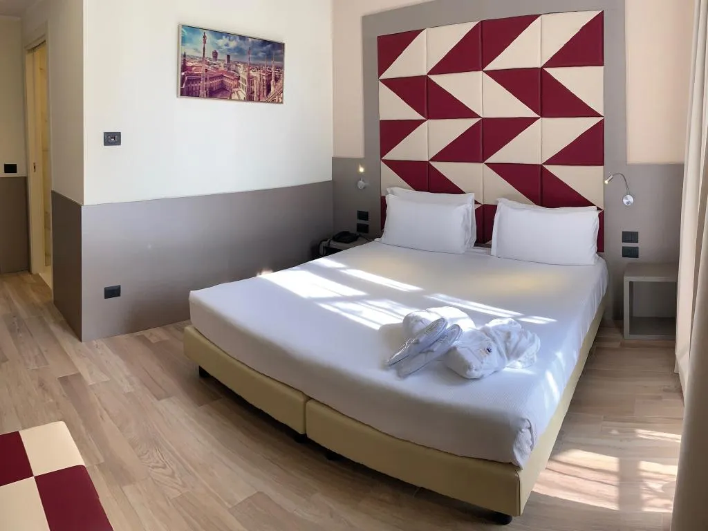 DOUBLE INNER Room, JR Hotels Bocconi Milano, Milan