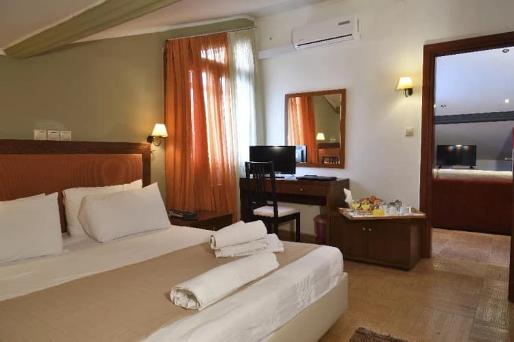 APARTMENT CAPACITY 6 TWO BEDROOMS Room, Four Seasons (SKG), Halkidiki