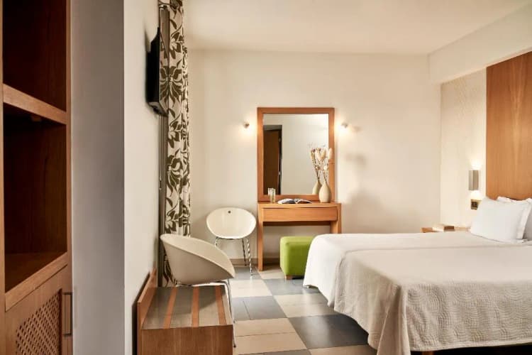 DOUBLE Accesible Deluxe Room, Oxygen Favie, Mykonos