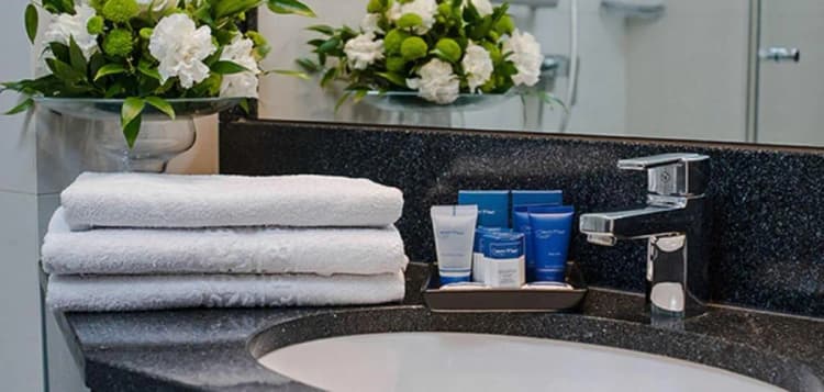 APARTMENT KING SIZE BED Room, Booking Hotel Crown Piast & Spa*****, Krakow