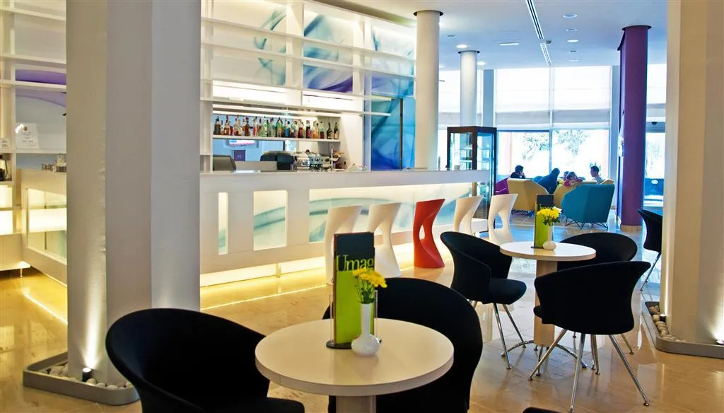 Bar, Hotel Umag Plava Laguna, Istria