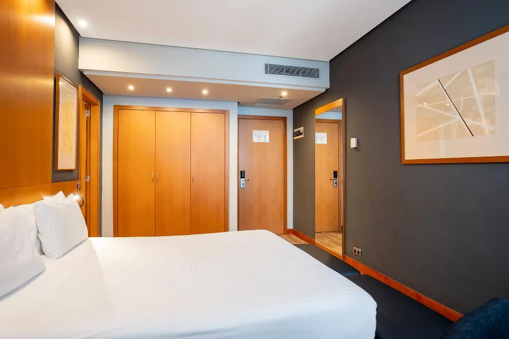DOUBLE SINGLE USE DELUXE Room, Eurostars Atlantida, Tenerife