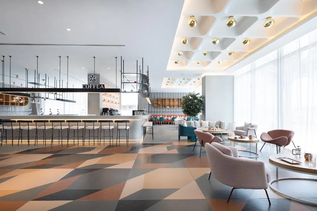Bar, Ecos Dubai Al Furjan Hotel, Dubai