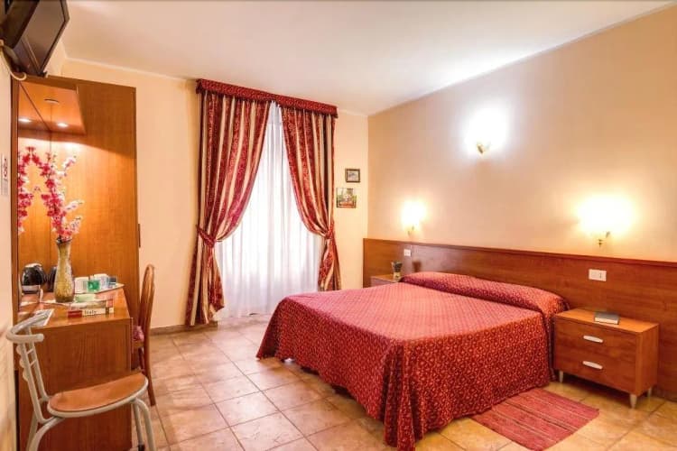 General view, B&B Millyhouse, Naples