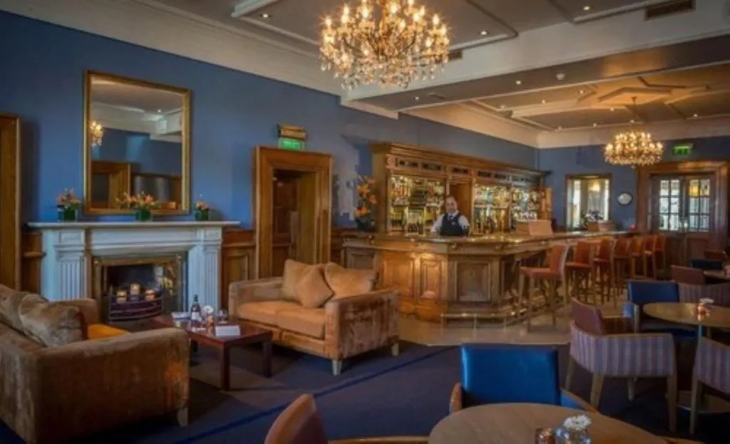 Bar, Marine, Dublin