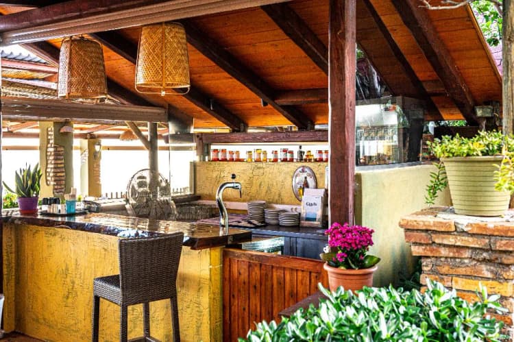 Bar, Castella Beach, Athens