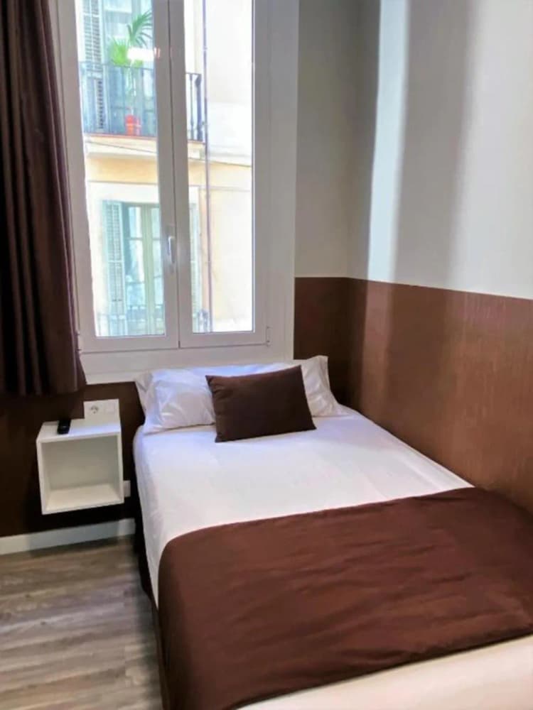 DOUBLE CAPACITY 1 Room, BCN Urbaness Hotels Bonavista, Barcelona