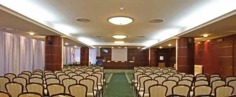 Conferences, Gli Dei, Naples
