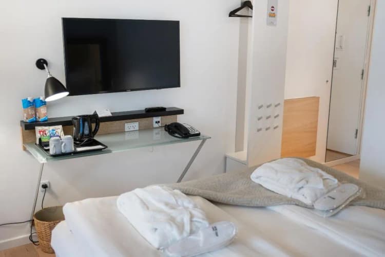 DOUBLE EXECUTIVE 2 DOUBLE BEDS Room, Gentofte Hotel, Copenhagen