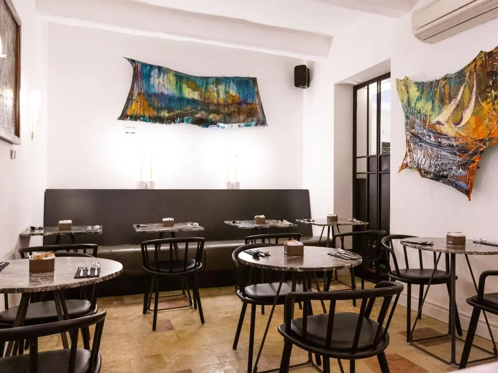 Bar, Merchant Suites, Malta