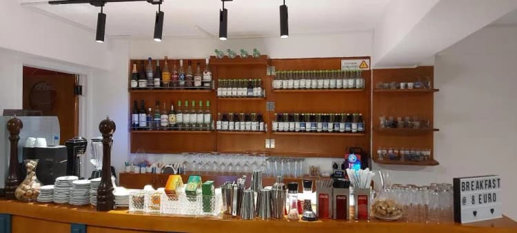 Bar, La Veranda De Larnaca Hotel, Cyprus