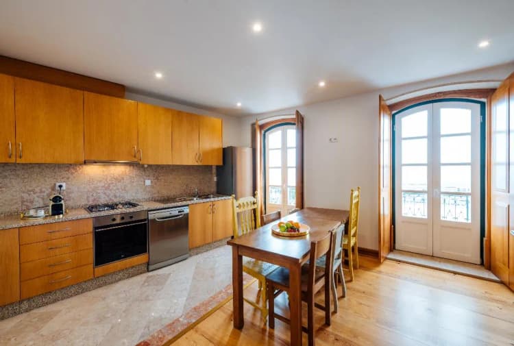 APARTMENT TWO BEDROOMS ONE BATHROOM Room, Varandas De Lisboa, Lisbon