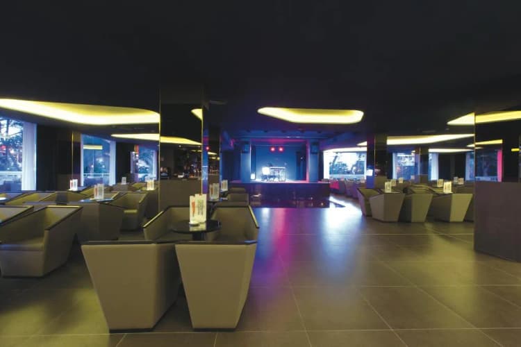 Bar, Hotel Riu Bravo - 0'0 All Inclusive, Majorca
