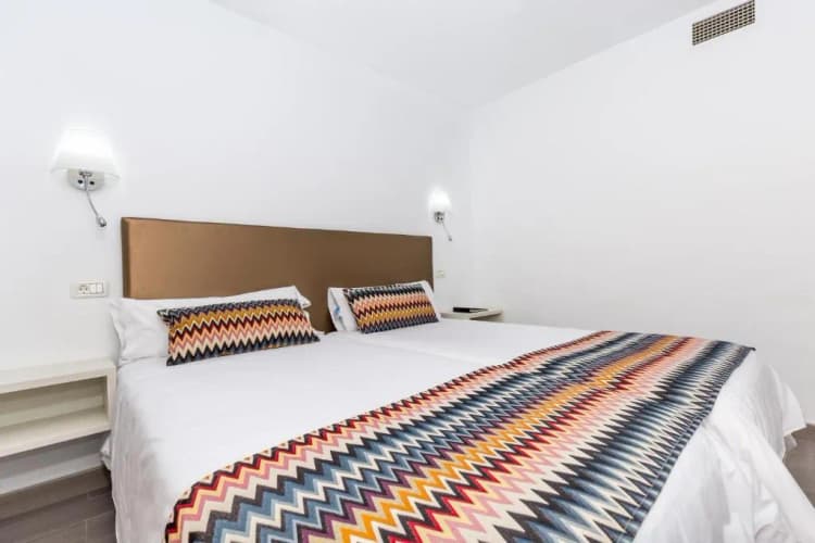 DOUBLE SINGLE USE SUPERIOR Room, Rey Carlos, Gran Canaria