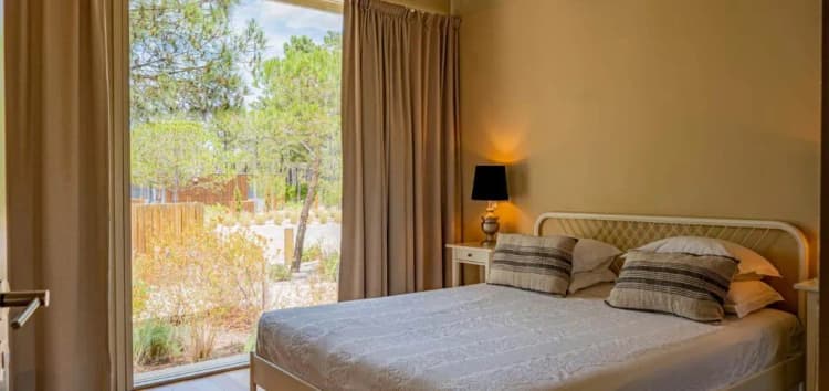 VILLA THREE BEDROOMS Room, Pestana Troia, Lisbon