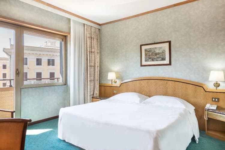 DOUBLE CLASSIC Room, The Hoxton Rome, Rome