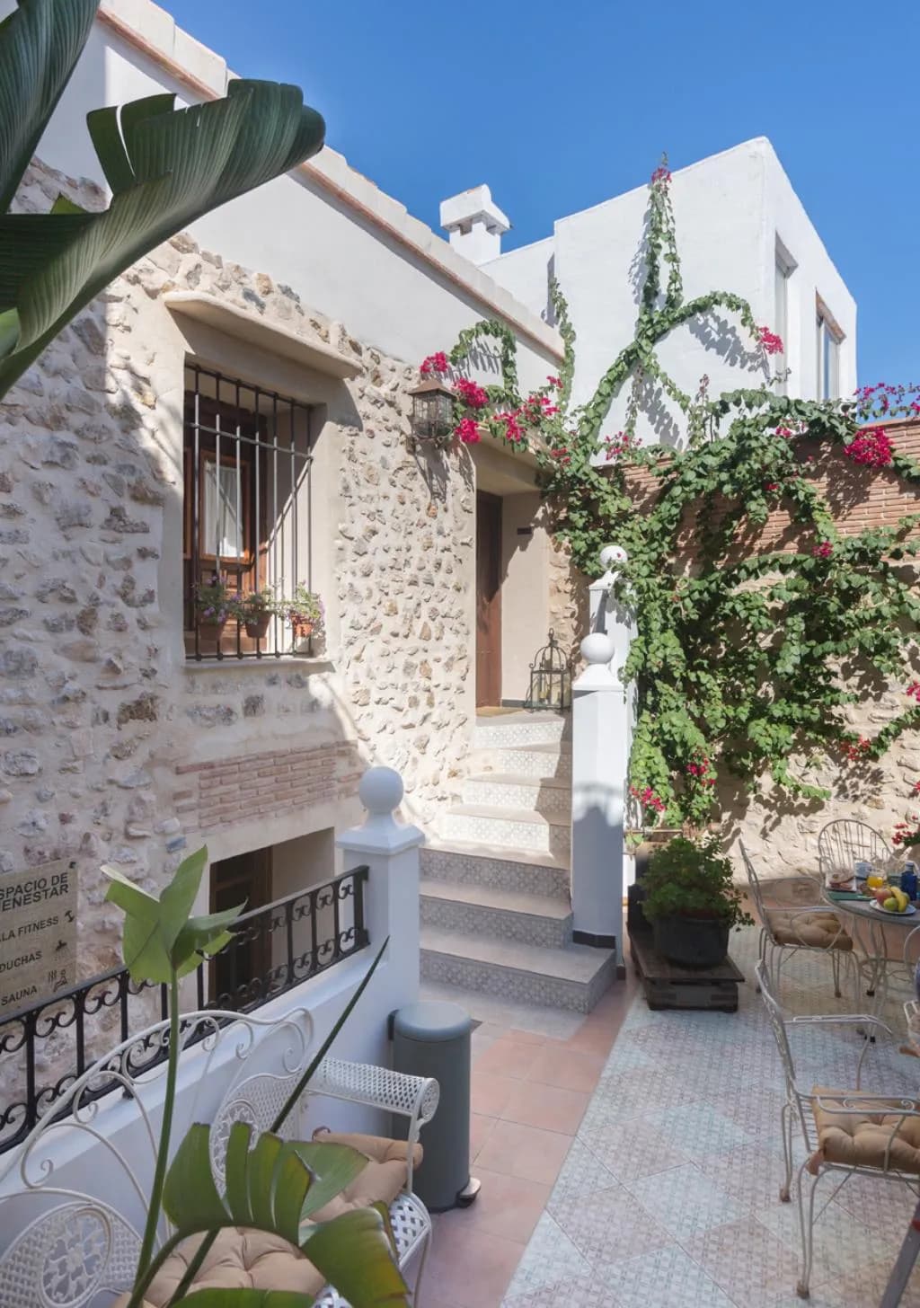 APARTMENT TWO BEDS Room, Art boutique La Casona de las Flores, Costa Blanca