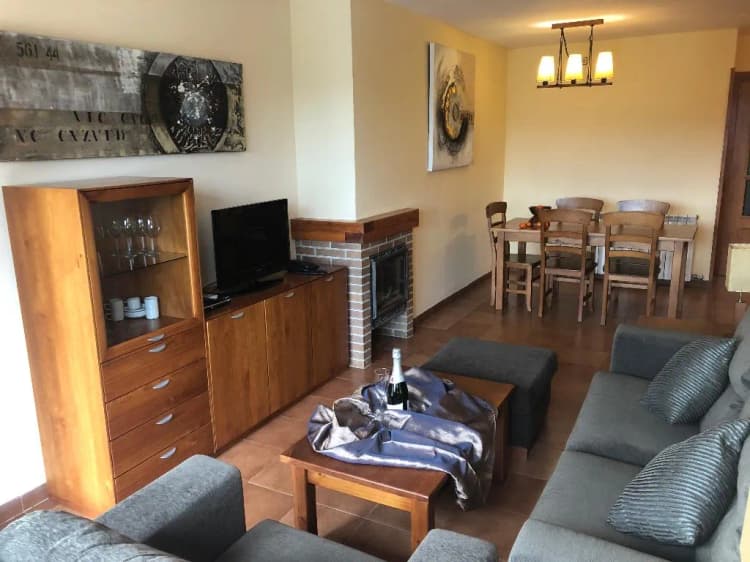 APARTMENT CAPACITY 4 ONE BEDROOM Room, Solineu Apartments, Costa Brava