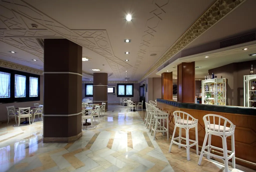Bar, Abades Benacazon, Seville